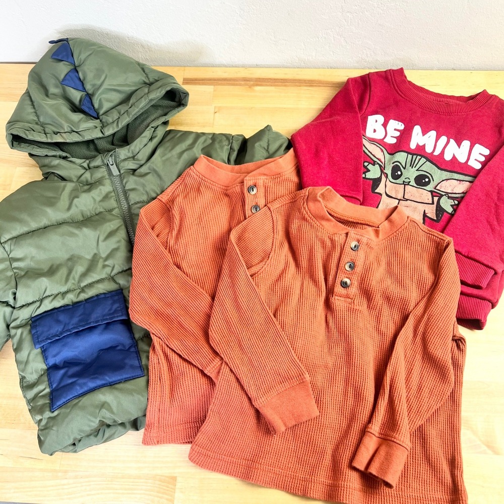 Old Navy Star Wars Boys Bundle Size 2T Cold Weather Puffer Jacket Henley Top